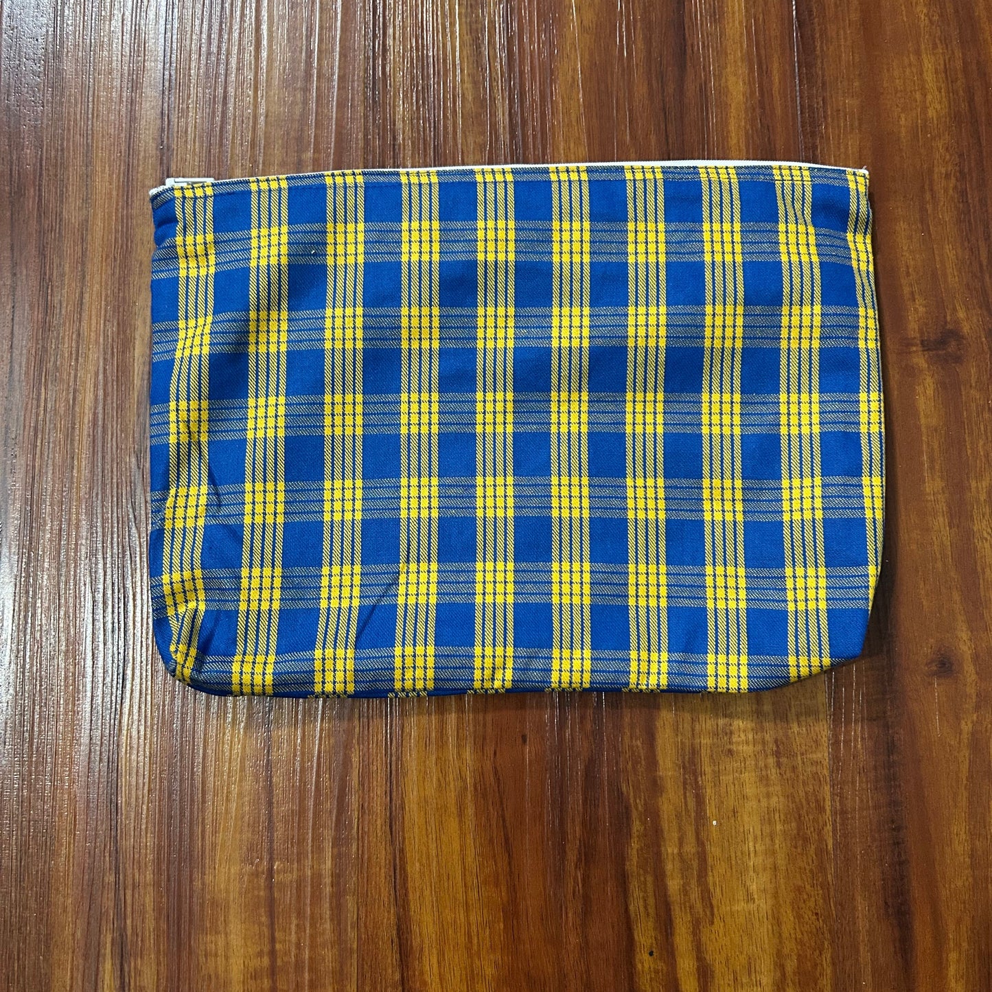 Holoholo Mid-Size Pouch